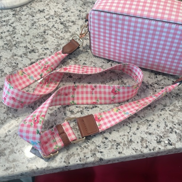 BJ camera crossbody 📷 👛 ✨ - Picture 6 of 9
